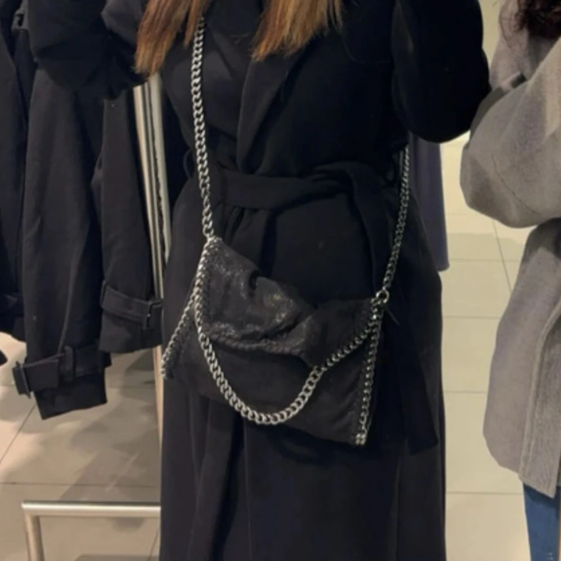 Svart lång kappa med bälte - 1