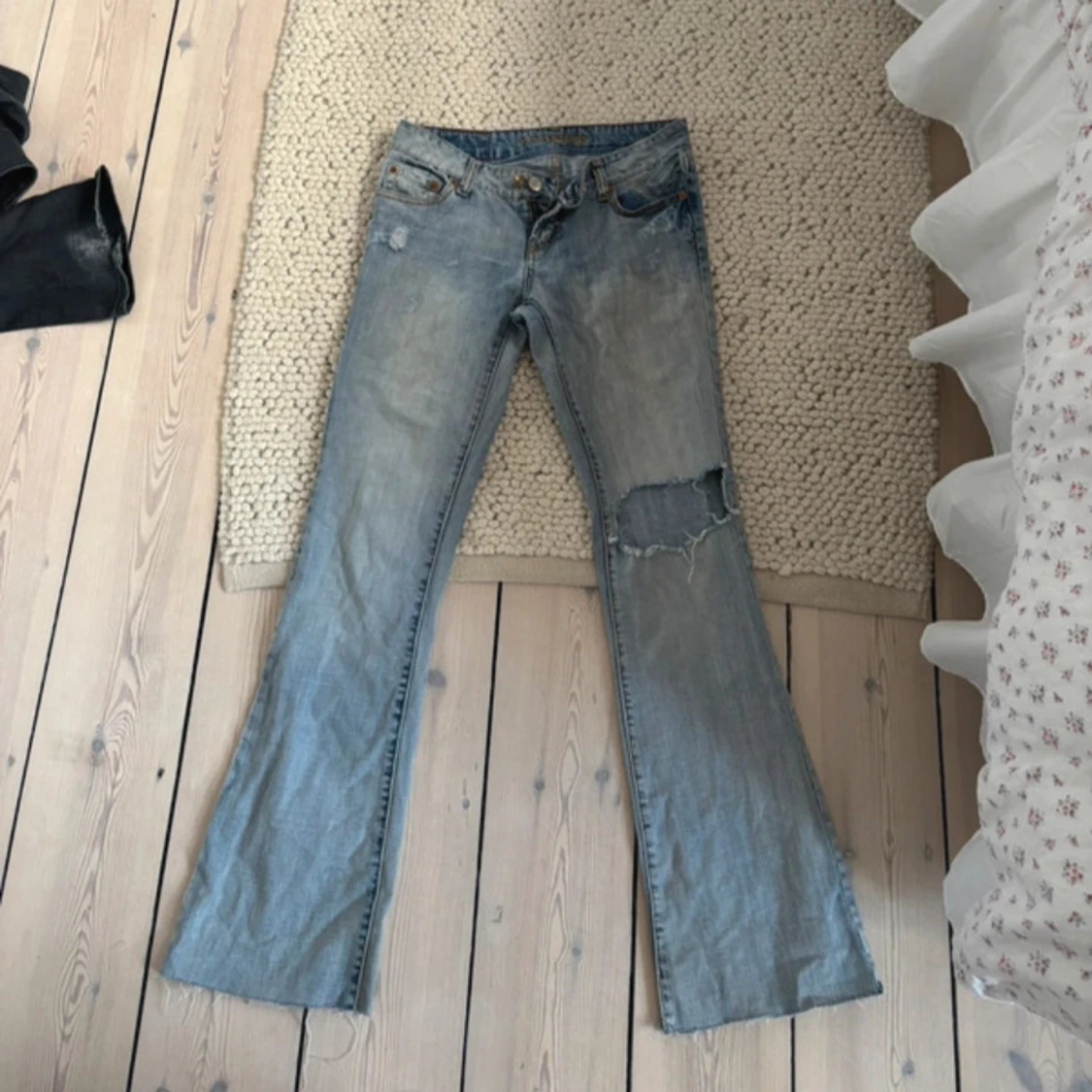 Bootcut jeans från American Eagle - 1