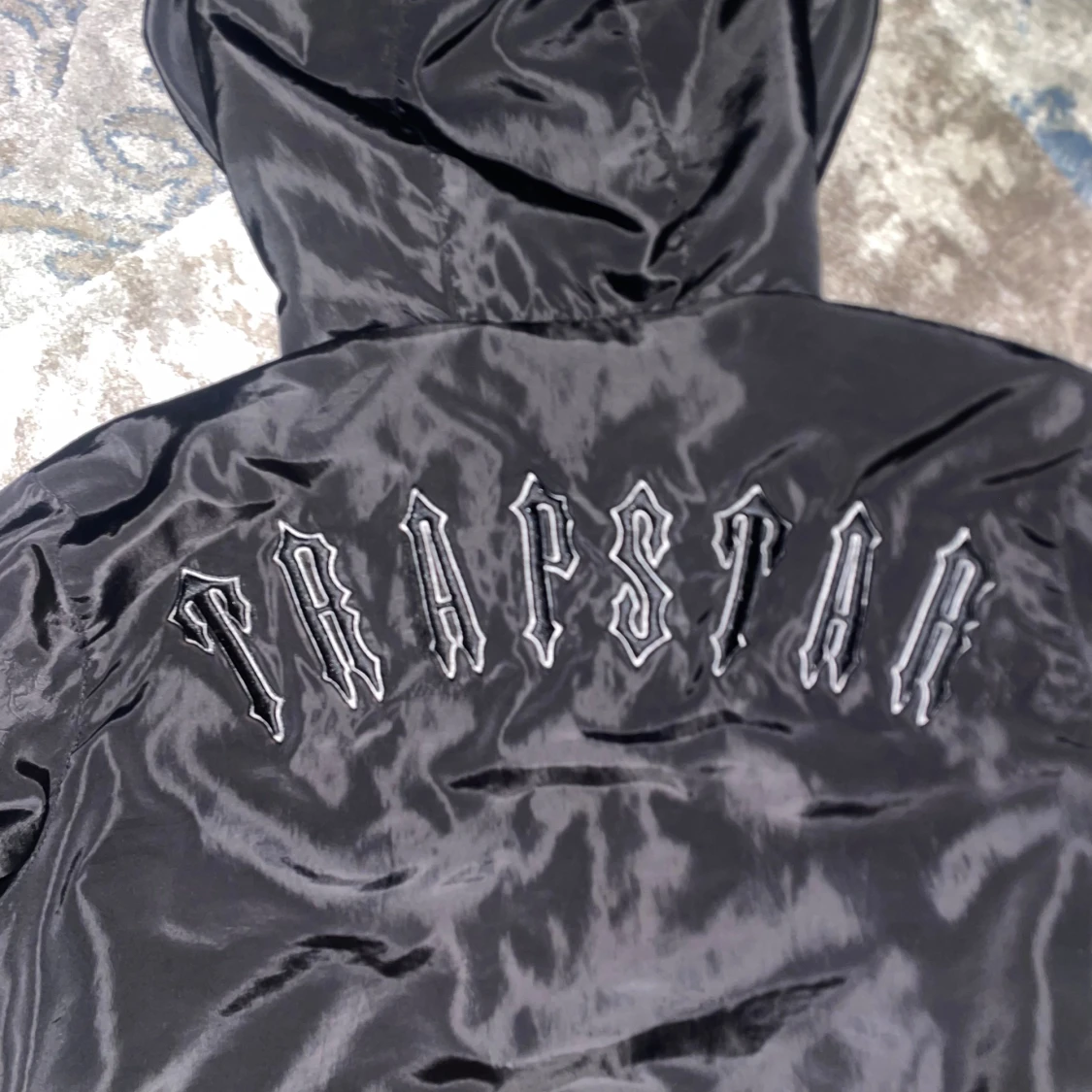 Svart vindjacka från Trapstar - 3