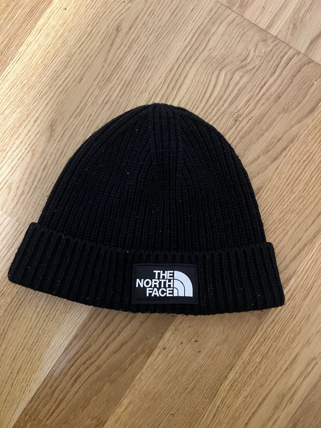 Svart ribbstickad mössa The North Face - 2