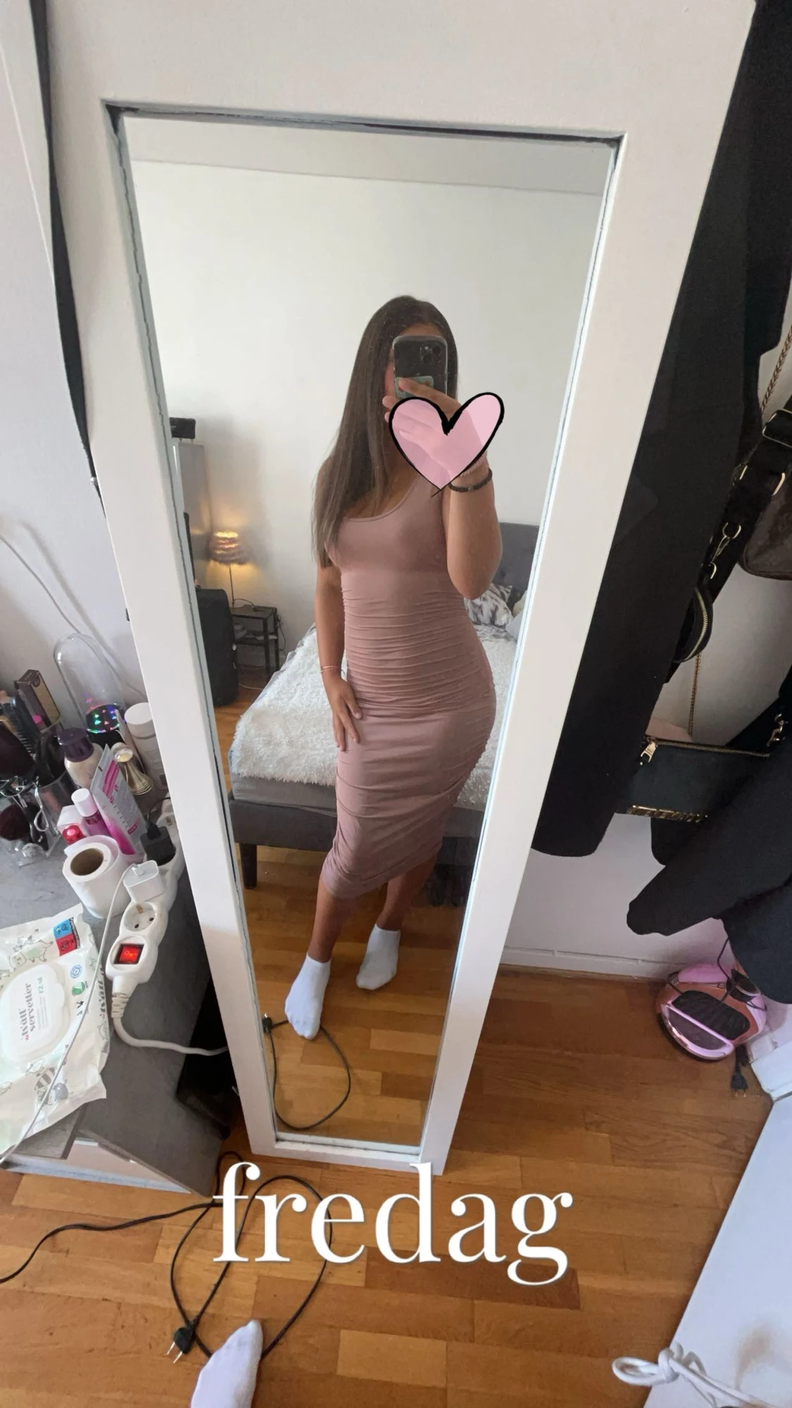 Beige tight långklänning - 1