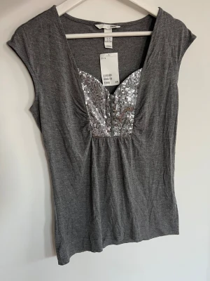 Paljett topp - Paljett topp🩶finns svart med!