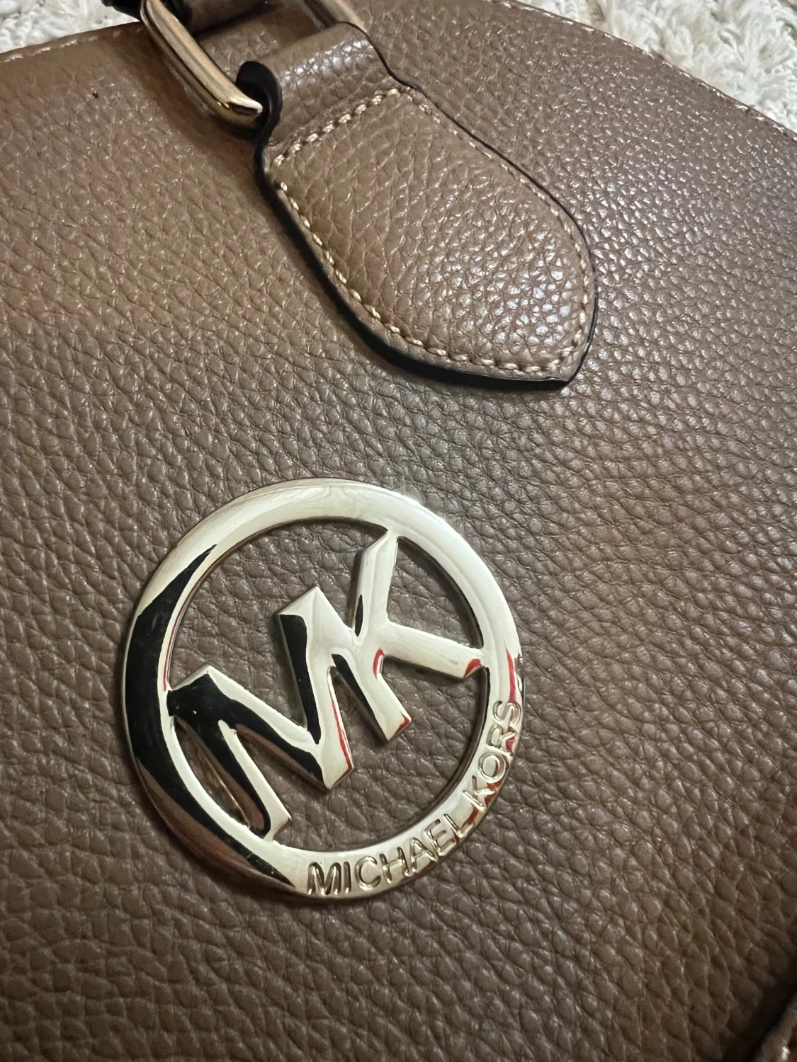 Brun handväska från Michael Kors - 1