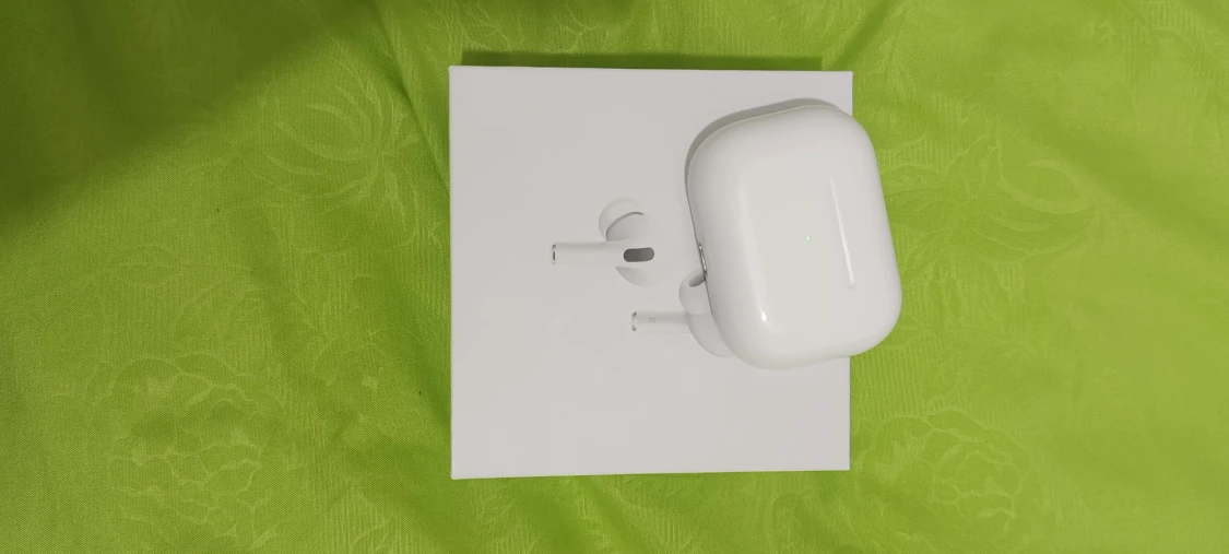AirPods Pro - 4
