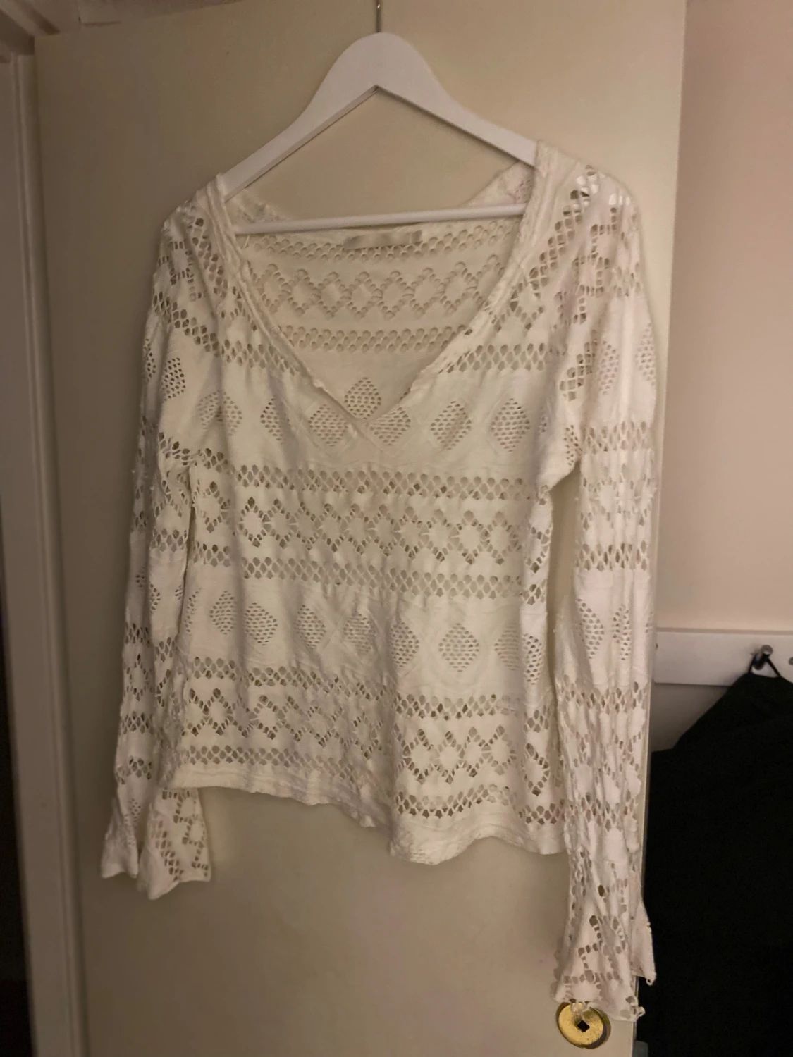 Vit spetsblus från B.Young - 2