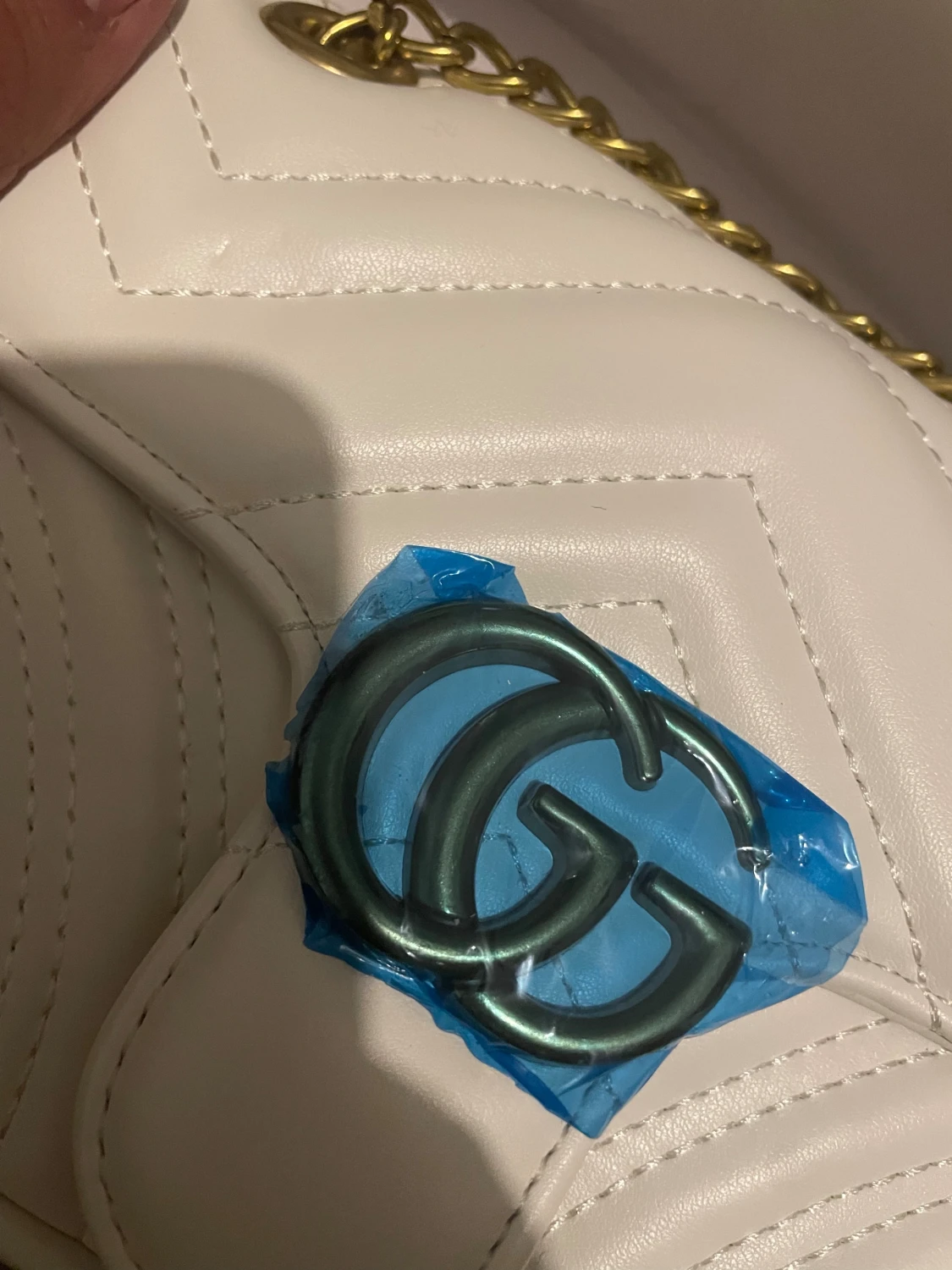 Vit quiltad axelväska från Gucci - 2