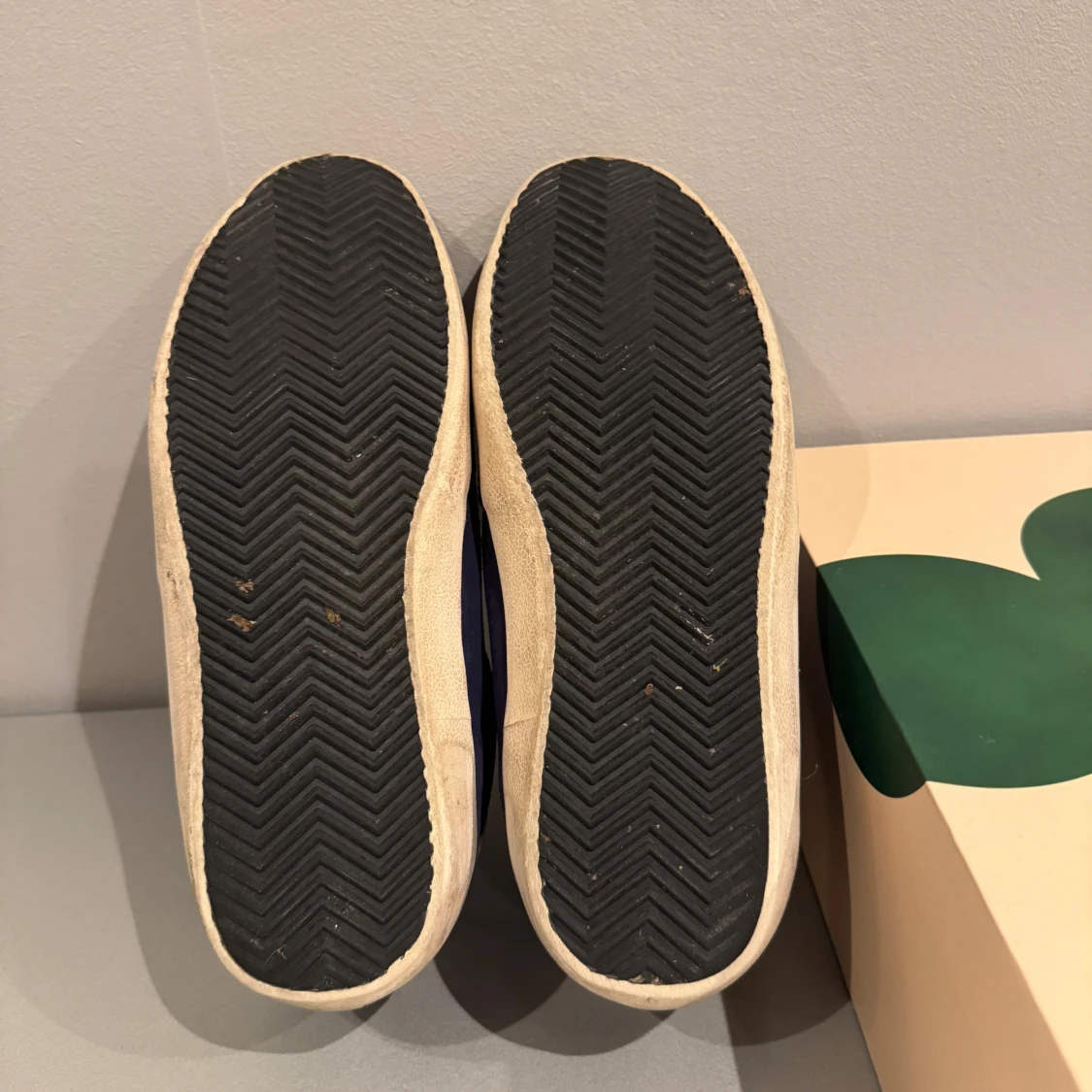 The Gallerist blå-vita sneakers - 2