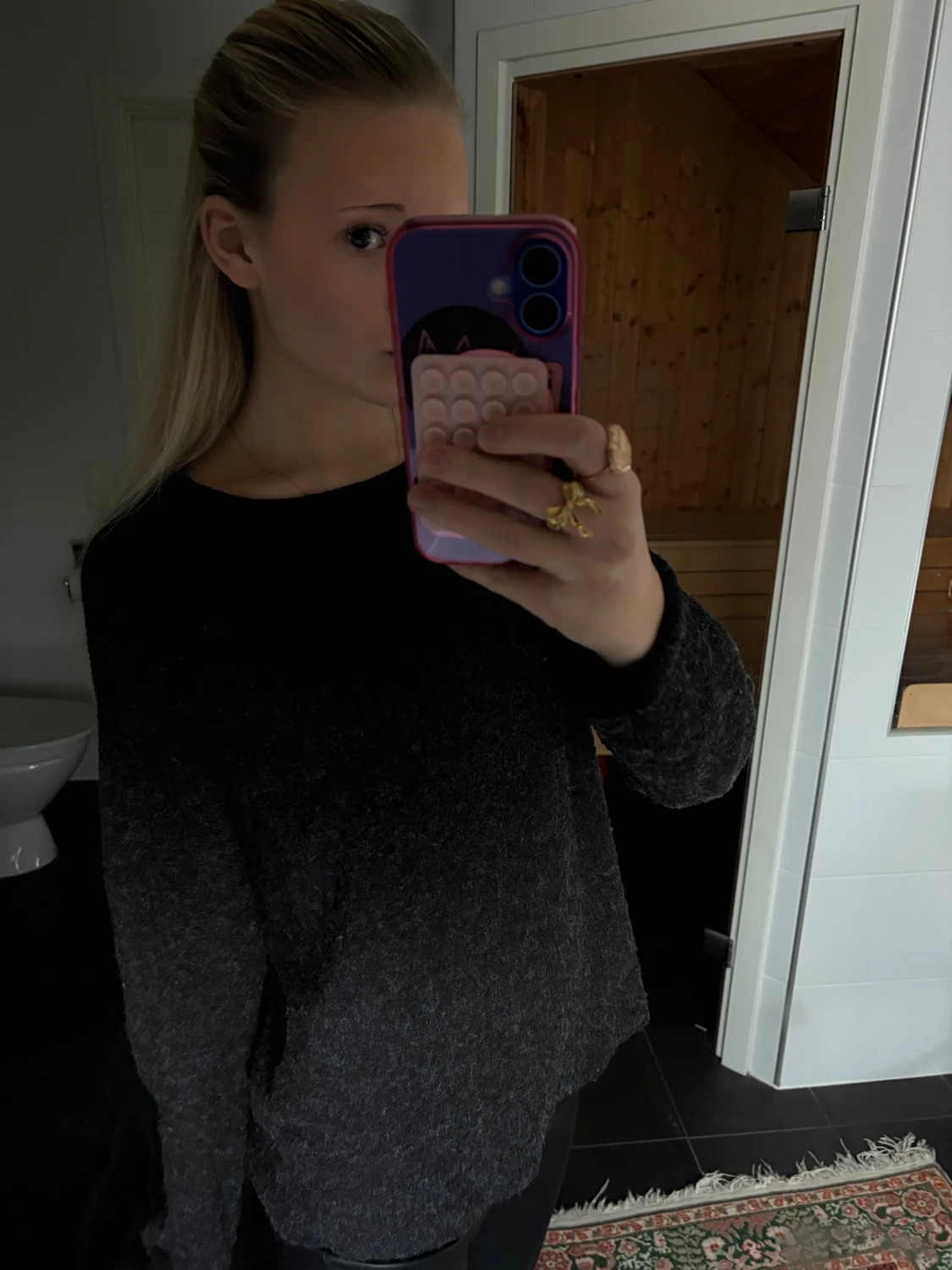 Mörkgrå stickad tröja  - 4