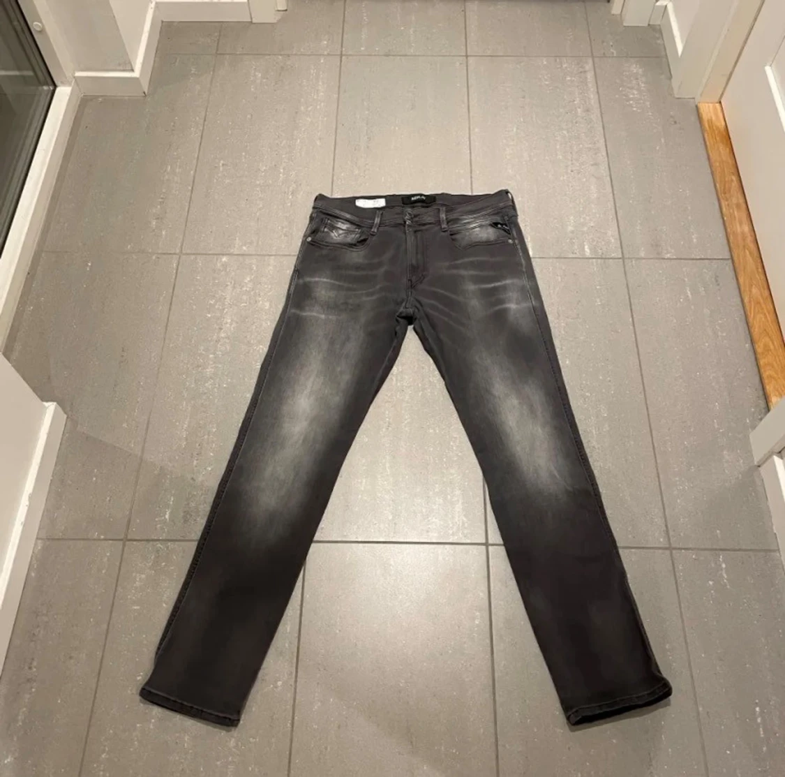 Replay Anbass grå jeans hyperflex - 1