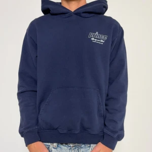 Sporty & Roch hoodie - Sällan använd, jag är 178cm o väger 66kg. 