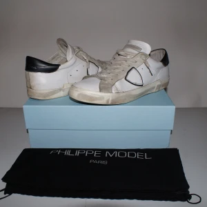 Philippe Model vita skor - Priset kan diskuteras har du mer frågor tvecka inte att kontakta oss 