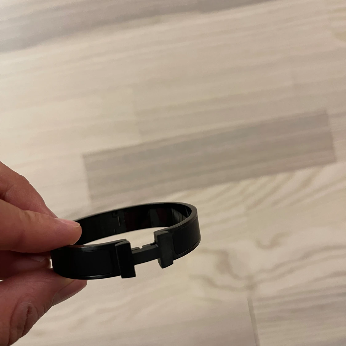 H armband helsvart - 1