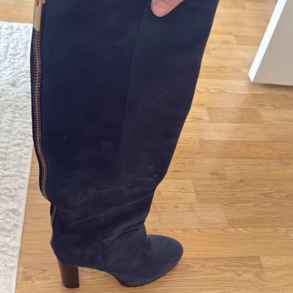 Filippa K mörkblå mockastövlar - 1