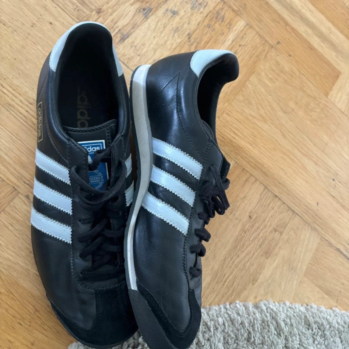 Adidas Italia svarta sneakers