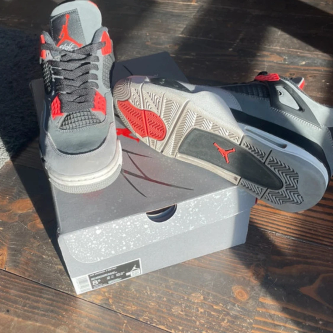 Nike Air Jordan 4 Retro Grå/Röd - 3