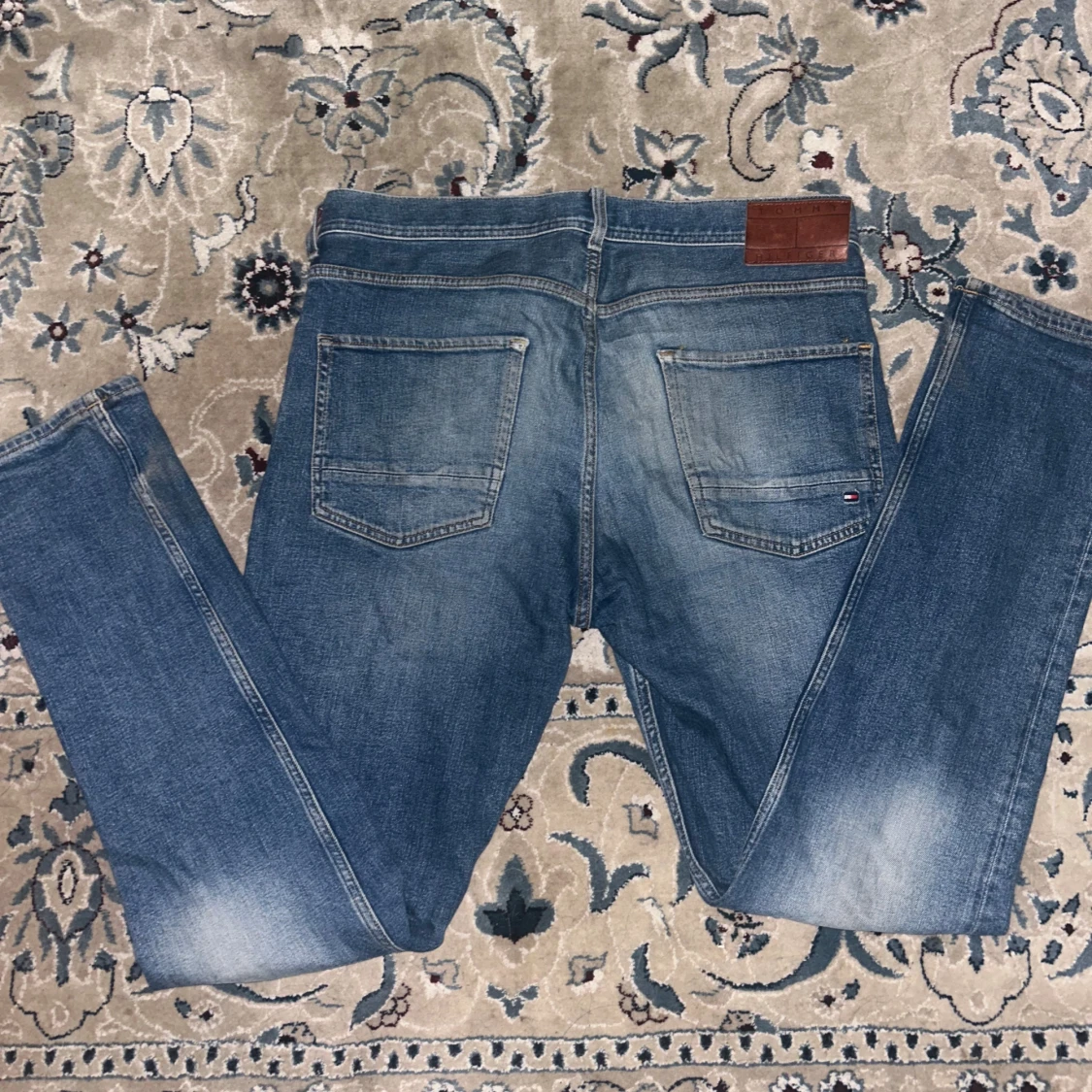 Blå jeans från Tommy Hilfiger - 1