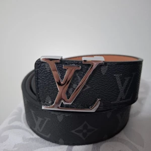 Louis vuitton bälte  - Helt ny