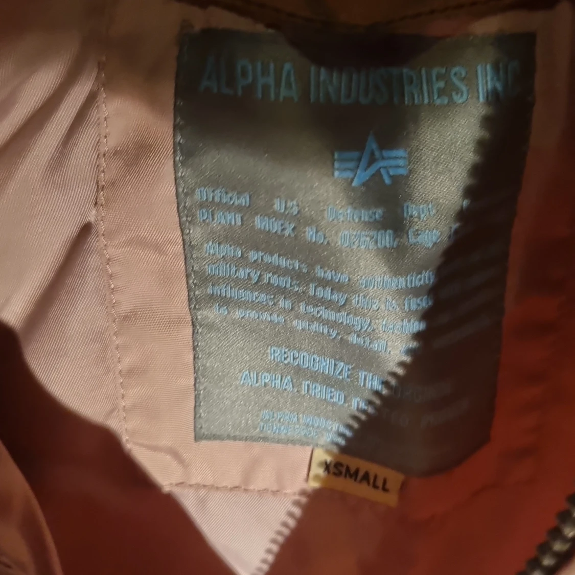 Rosa bomberjacka Alpha Industries XS - 1