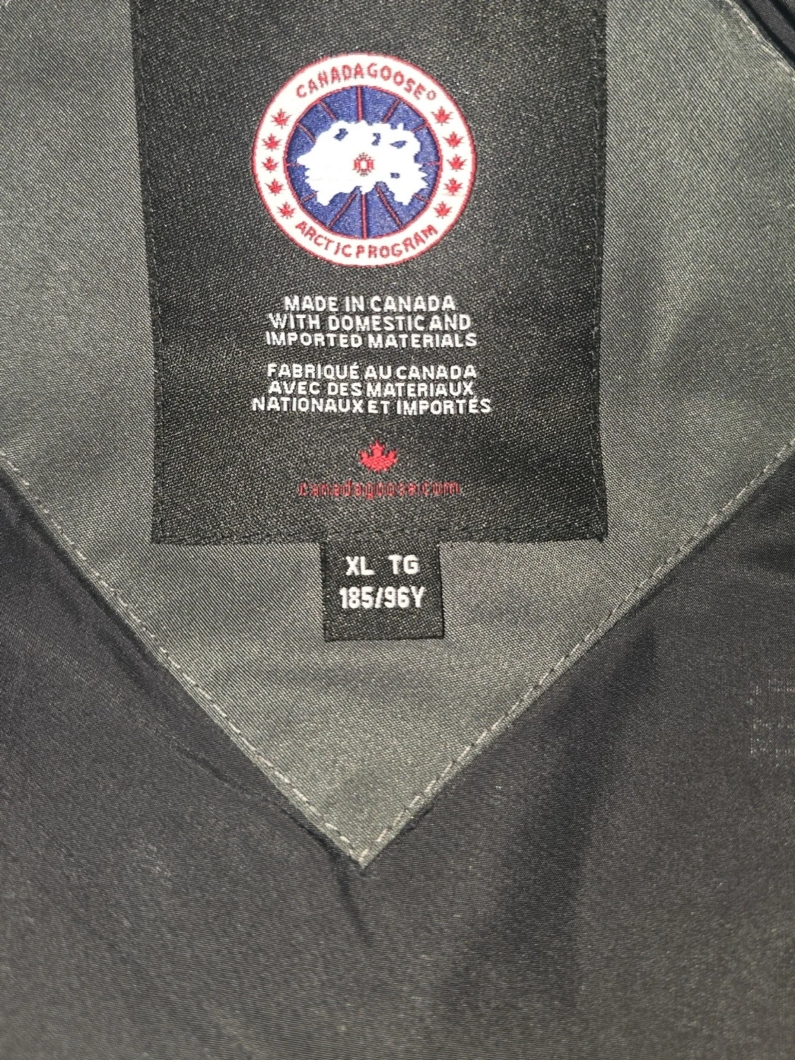 Mörkgrå dunväst från Canada Goose - 4