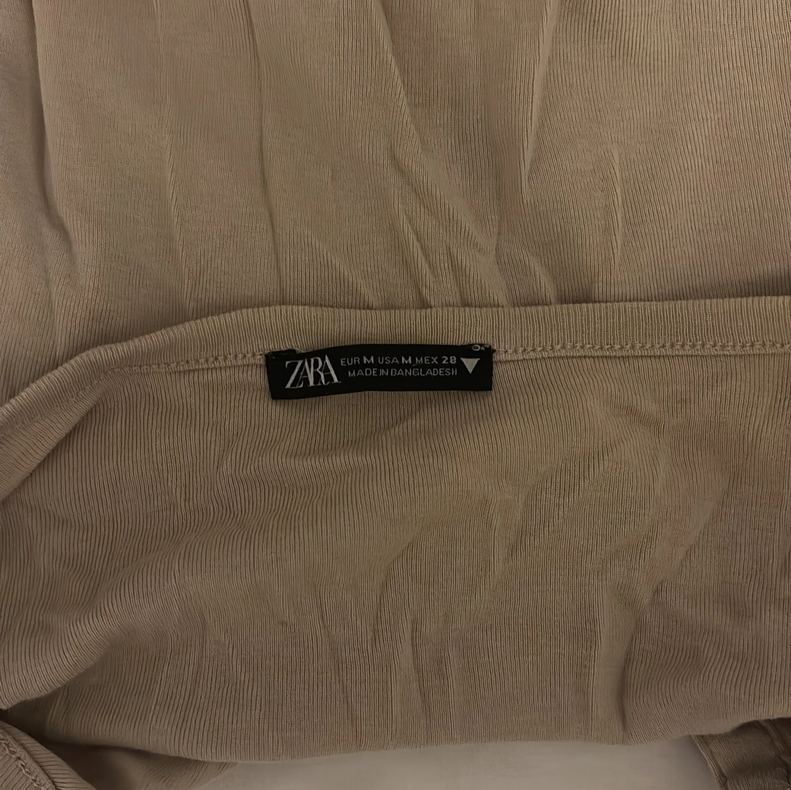 Beige långärmad topp från Zara - 2