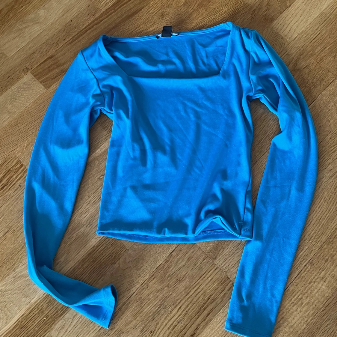 Blå långärmad topp