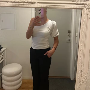 NA-KD topp - Topp från NA-KD. Välanvänd. Strl S