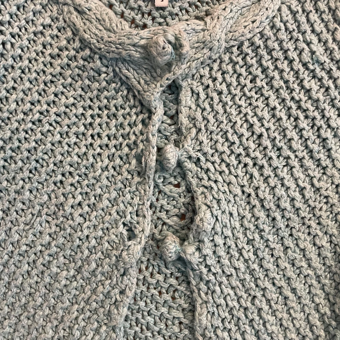 Ljusblå/turkos stickad kofta med knyt - 1