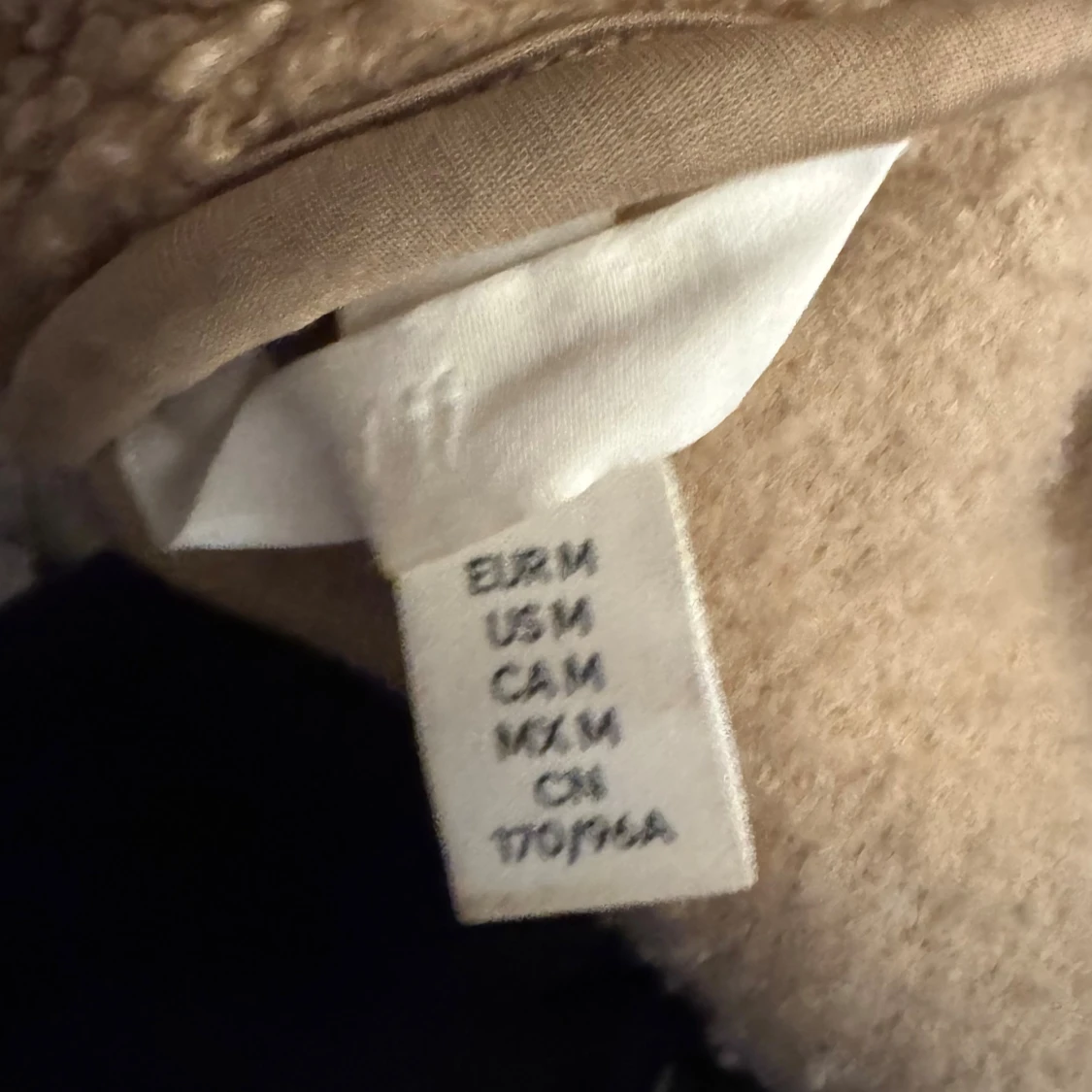 Beige teddyjacka med dragkedja  - 2