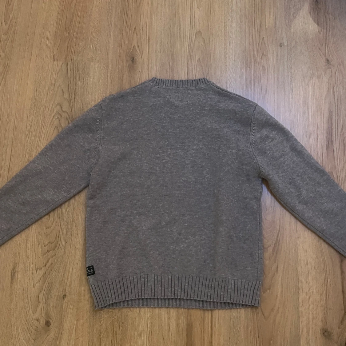 Grå stickad tröja från Replay - 2