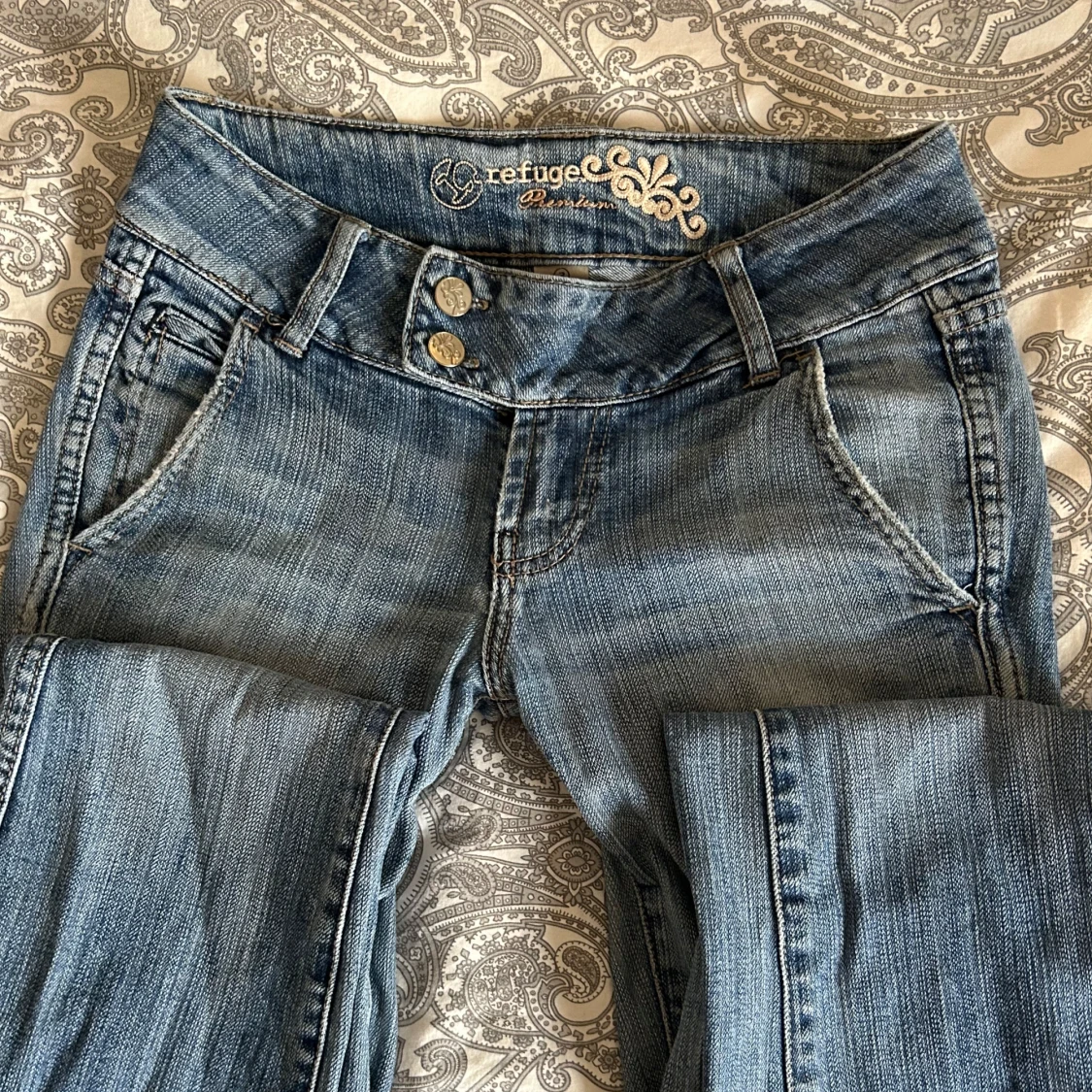 Lågmidjade blå bootcut jeans 💞 - 2