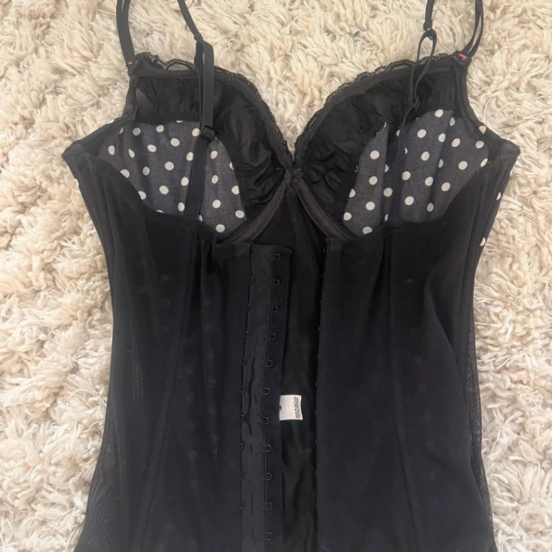 Prickig korsett topp - 1