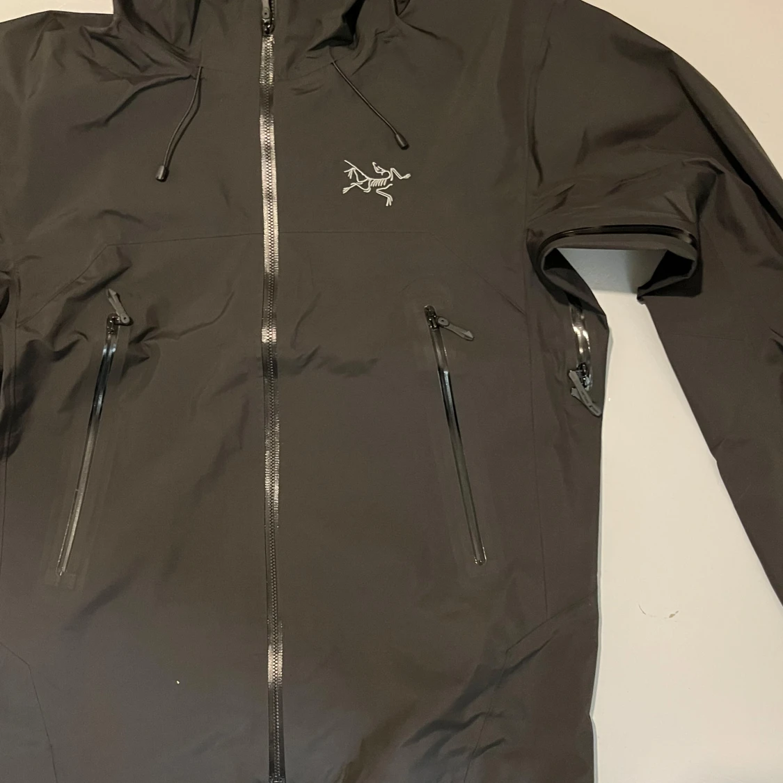 Svart vindjacka från Arc'teryx M - 1