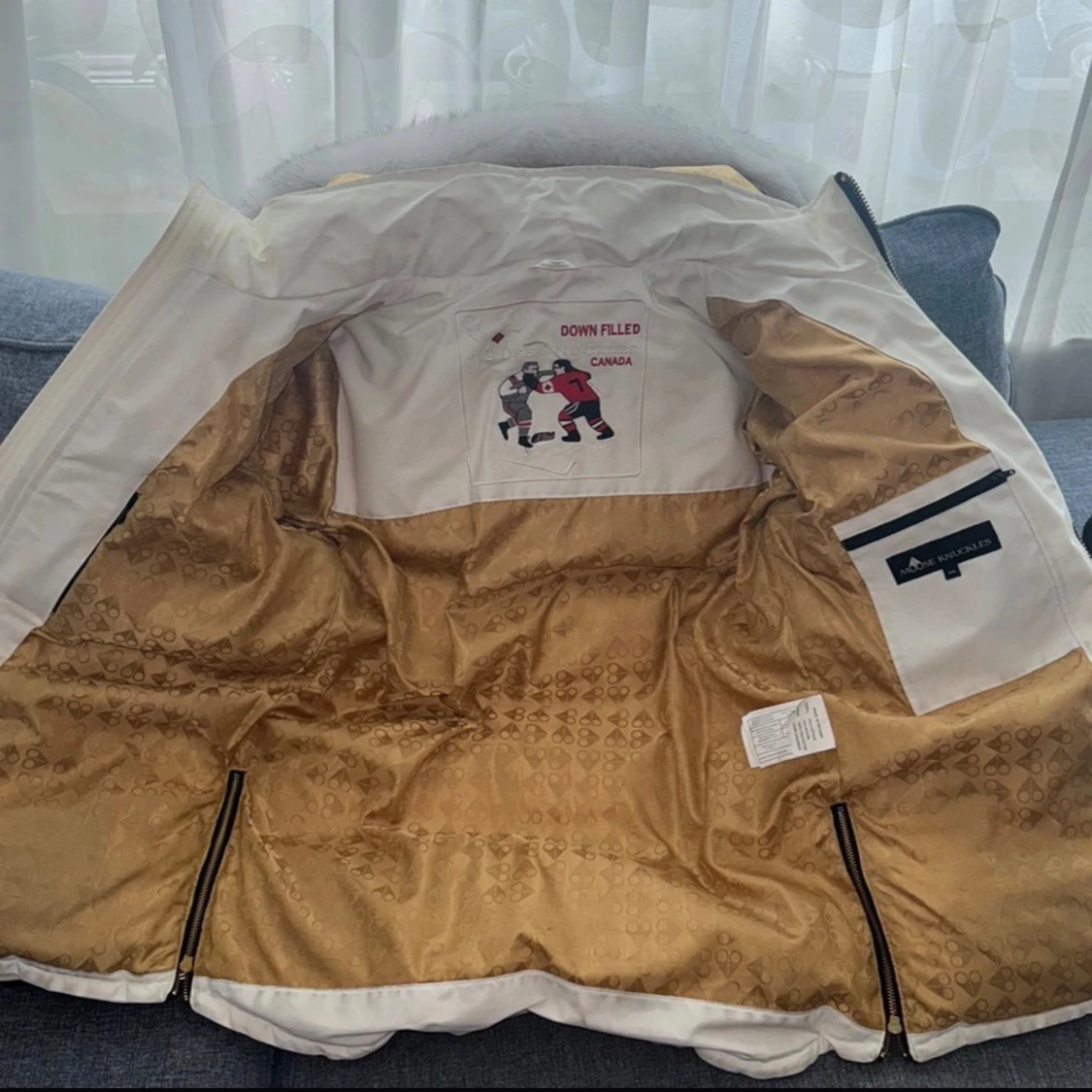 Vit dunjacka från Moose Knuckles - 3