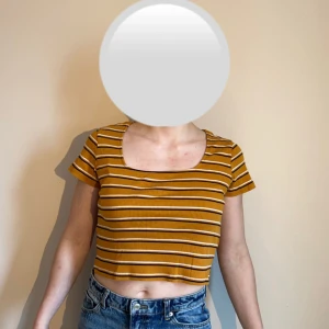 Orange Magtröja - H&M strl L