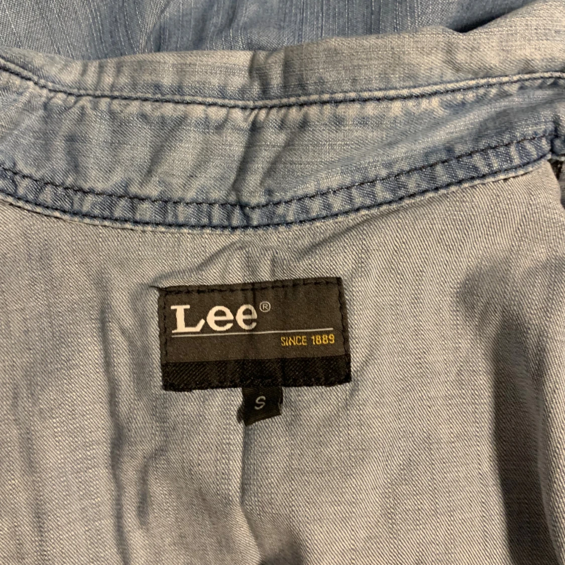 Jeansskjorta från Lee med kort ärm - 3