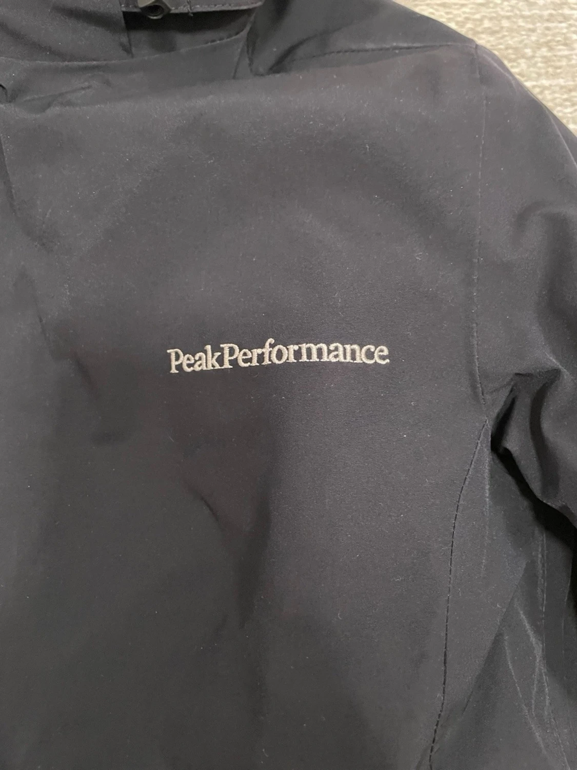 Svart skidjacka Peak Performance - 2