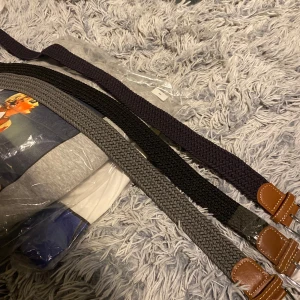 Flätade bälten från revenite  - Säljer helt nya revenite bälten som finns i färger svart ,blå, och grå