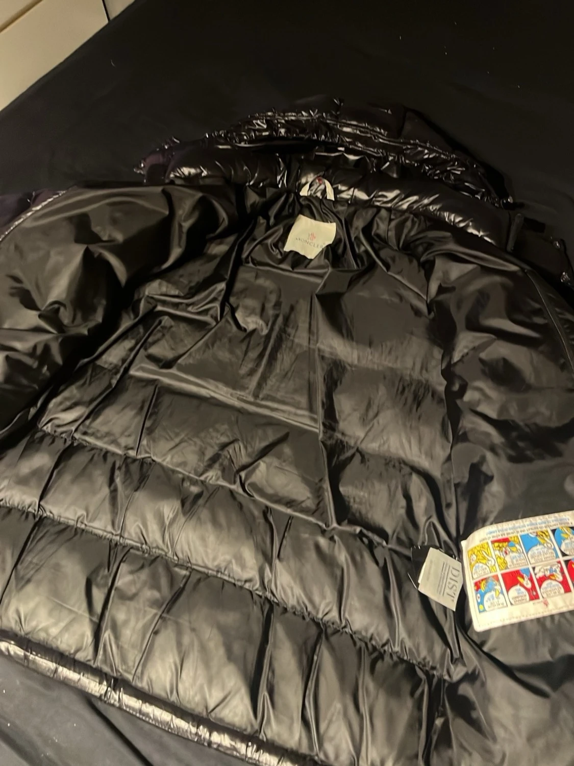 Svart Moncler pufferjacka med huva - 3