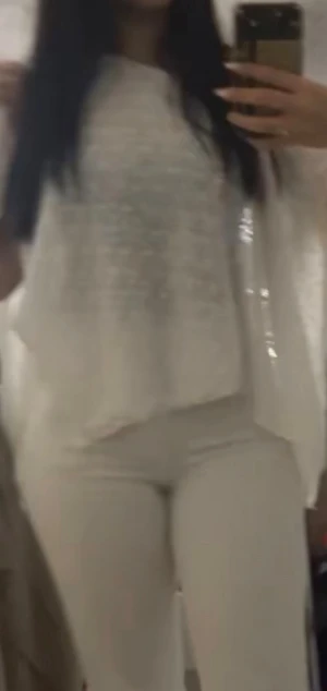 Vit stickad Poncho  - Jätte fin och bra kvalité 