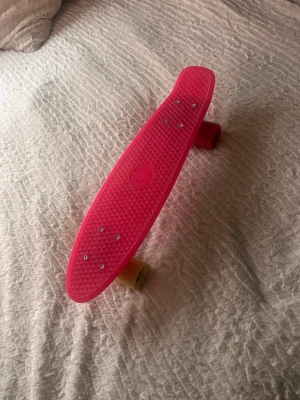 Skateboard  - Skateboard rosa 