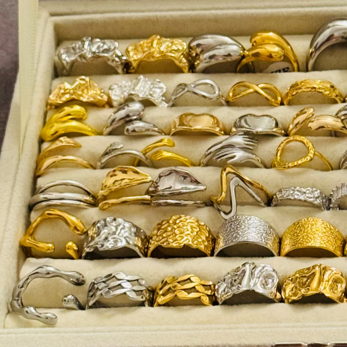 Rostfritt stål ringar (styck pris)