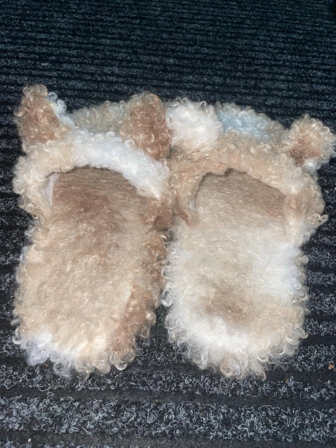 Fluffiga tofflor - 1