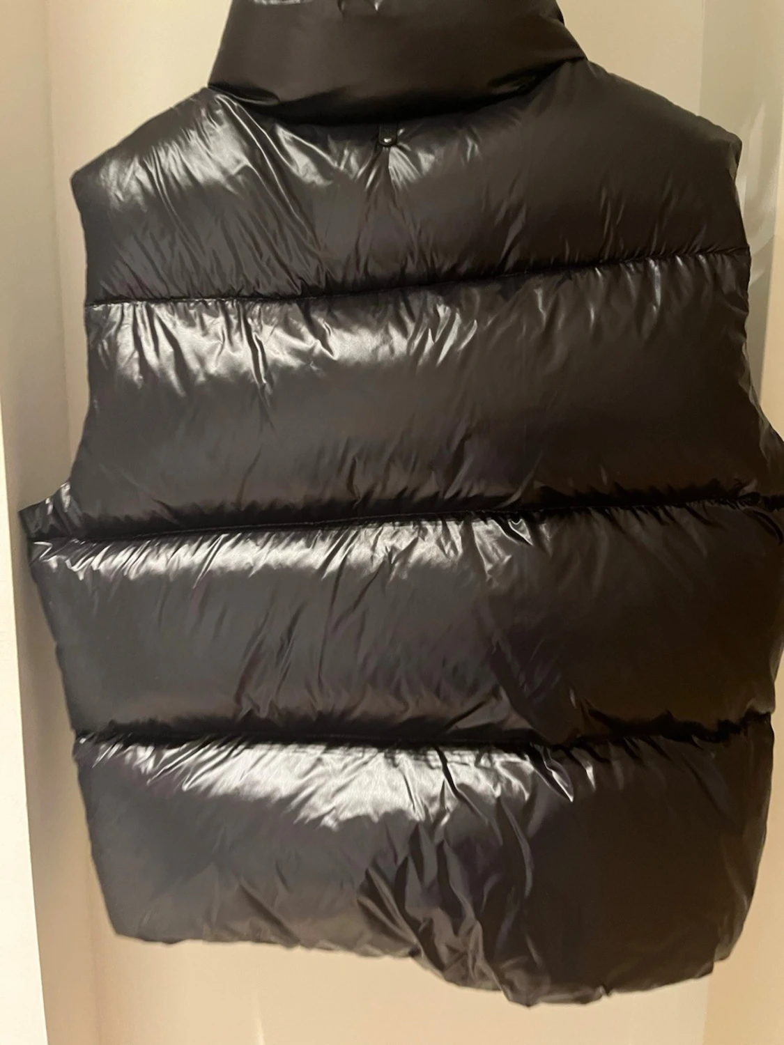 Svart dunväst från Mackage - 2