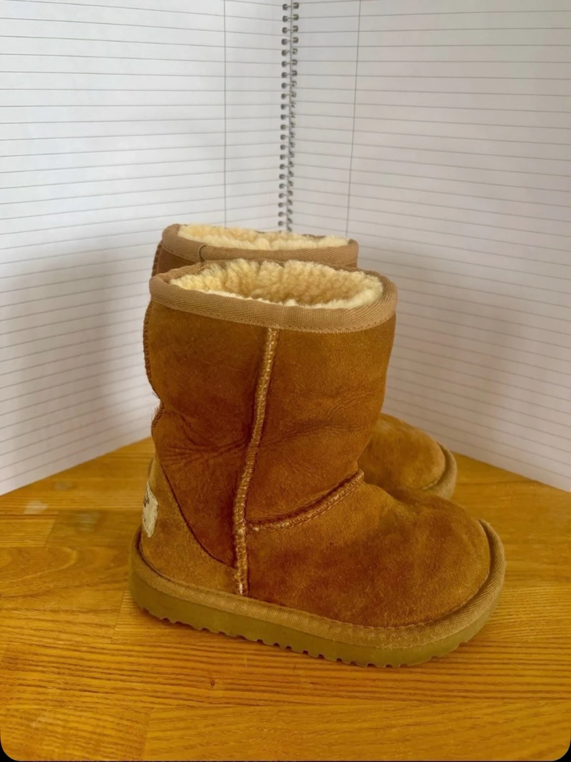 Bruna fårskinnsstövlar UGG - 1