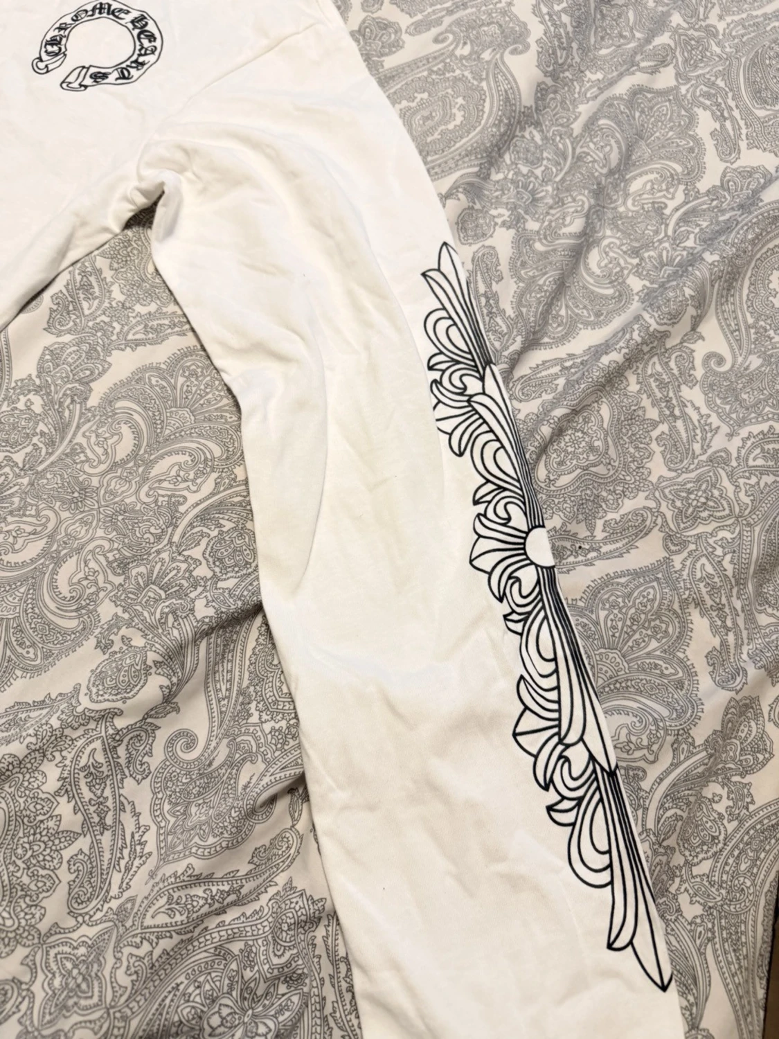 Vit långärmad t-shirt med tryck - 1