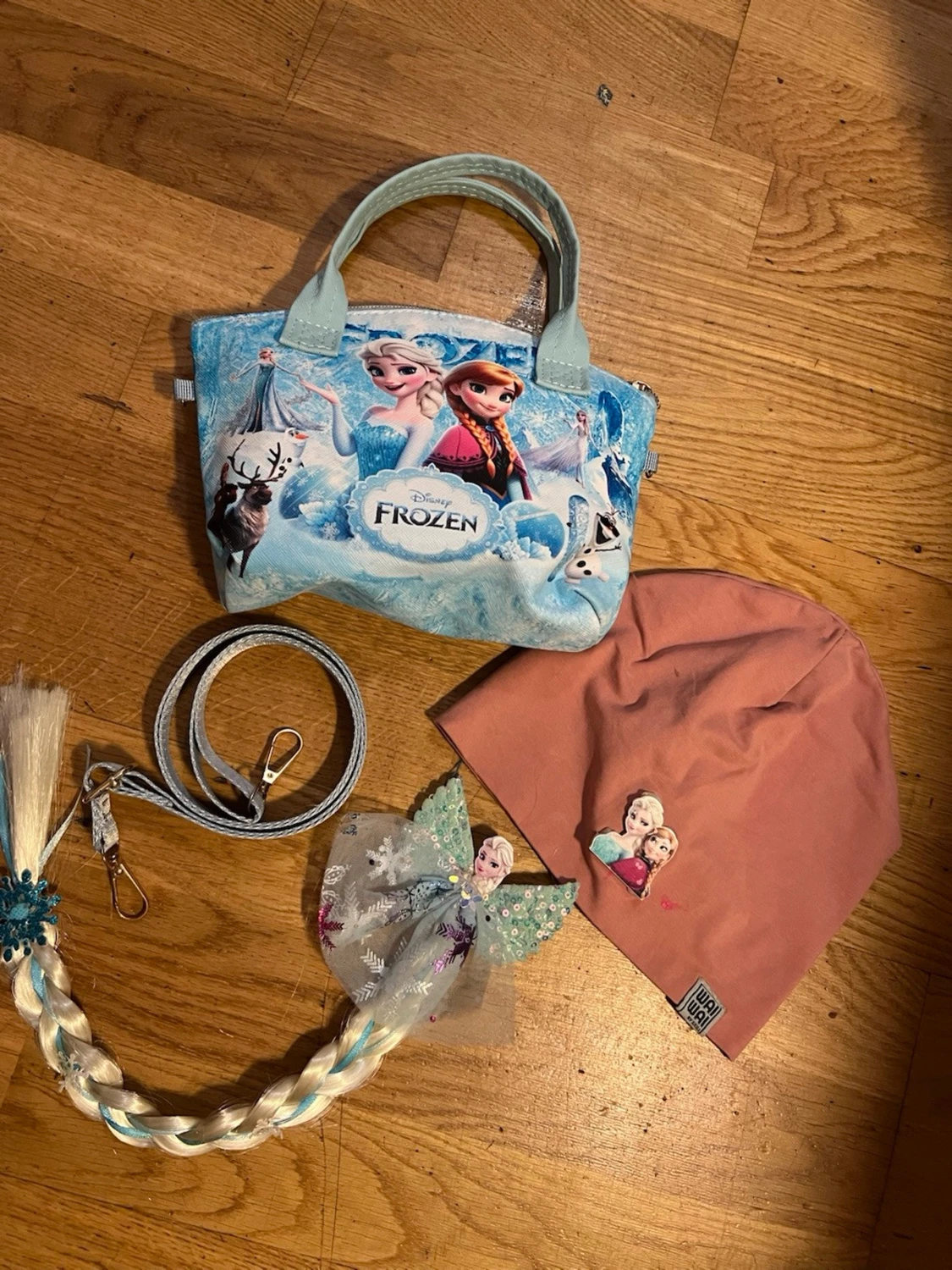 Frozen-väst med motiv och fläta - 4