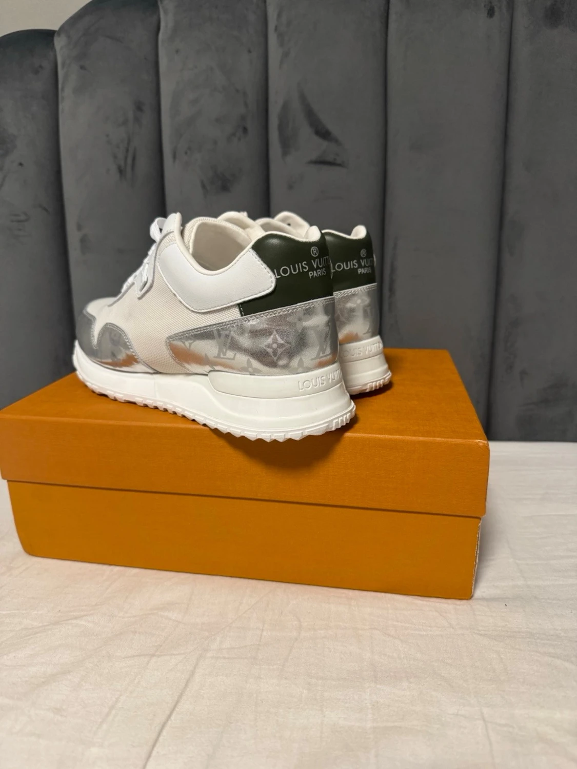 Louis Vuitton sneakers - 1