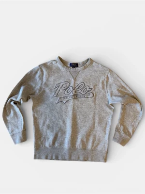 Ralph lauren tröja  - Fet Ralph lauren tröja | Storlek 14-16 typ XS | Grå med fet logga! | Skriv för mer info!🤗