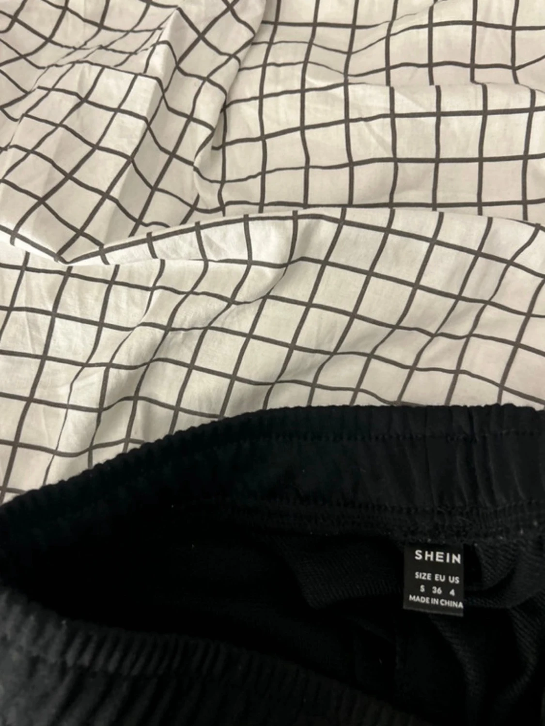 Svarta shorts från SHEIN - 2