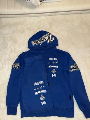 Hoodrich dress - Väldigt fin hoodrich dress. Passar Xs och även S. Priset är ej hugget i sten 